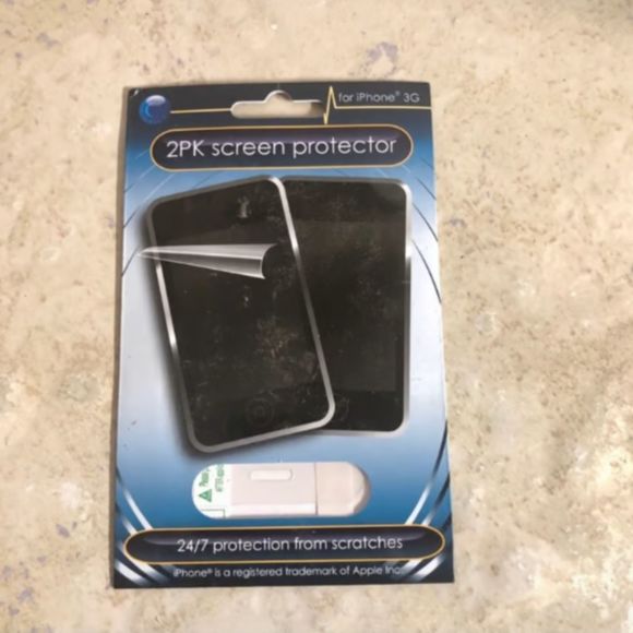 iPhone 3G Screen Protector 2 Pack - Picture 1 of 2
